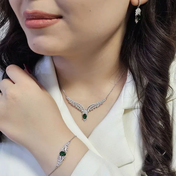 سرویس زنجیری یاقوت